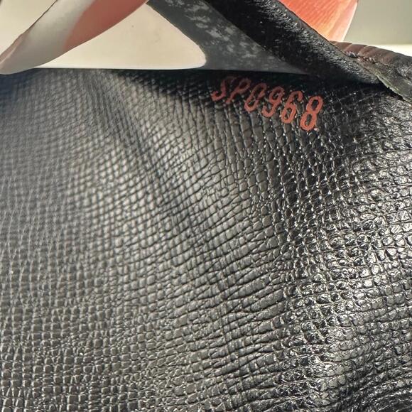 💎✨ Authentic Louis Vuitton Epi Leather Black Wallet - Picture 5 of 5